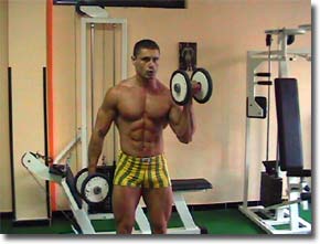 Fitness - Figura 40 - Curl con Manubri Alternati